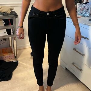 NWOT Black Zara Jeans